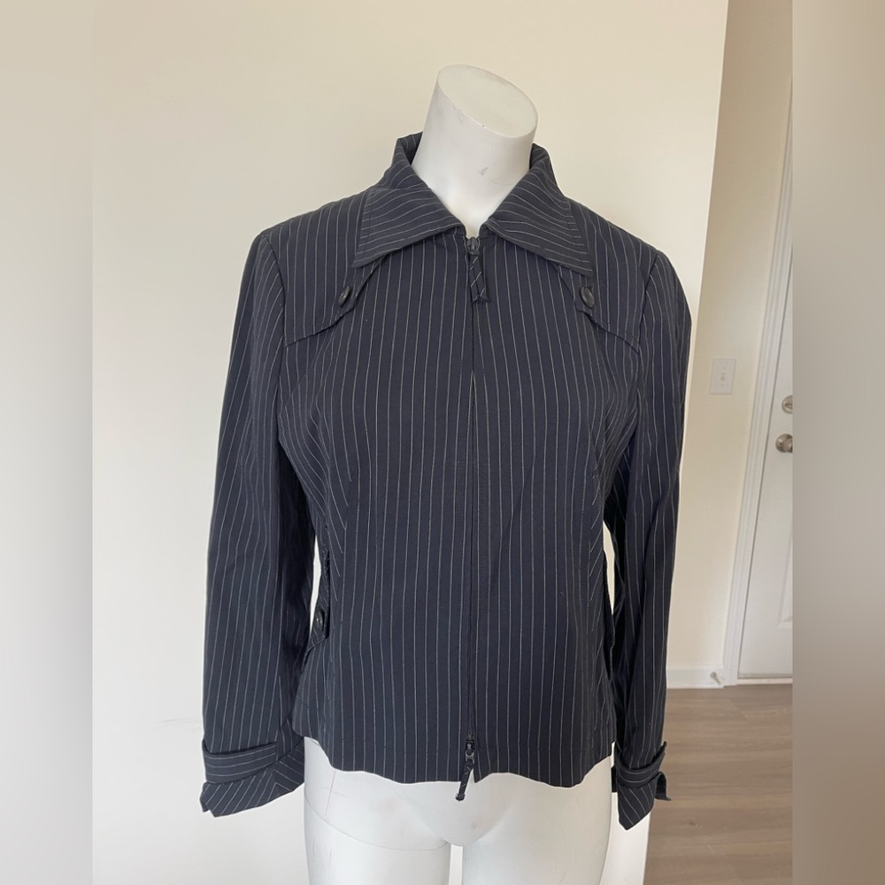 A-K-R-I-S- punto jacket